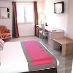 Hotel De Flore 3*