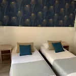 De Flore Hotel 3*