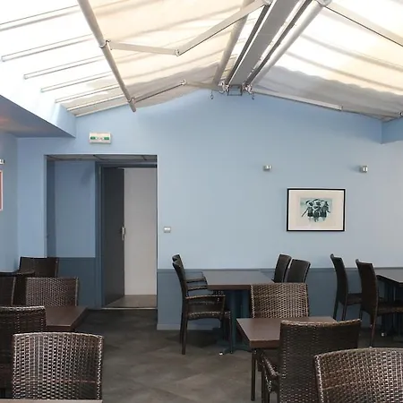 De Flore Hotel