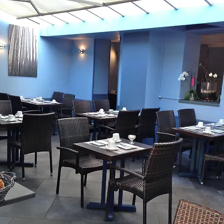 De Flore Hotel 3*
