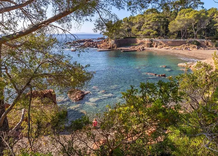 Ξενοδοχείο De Flore Saint-Raphaël